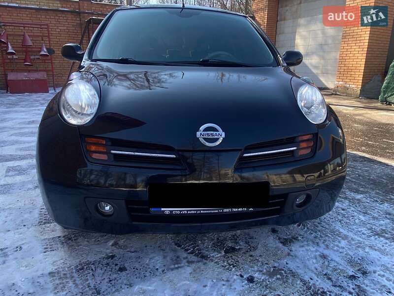 2003 nissan micra