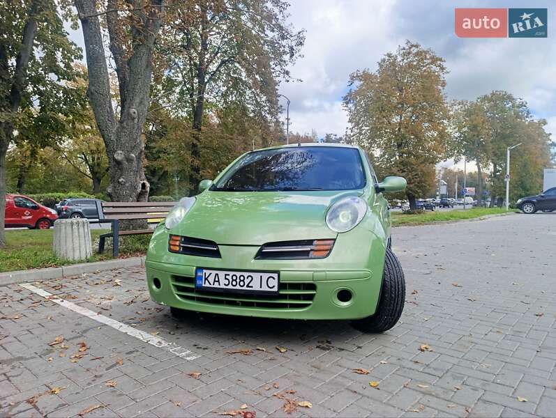 2003 nissan micra