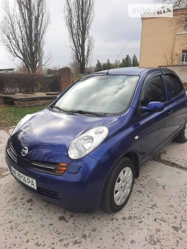 2004 nissan micra