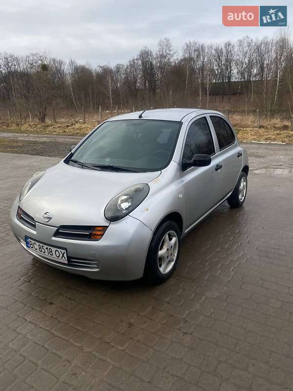 2004 nissan micra