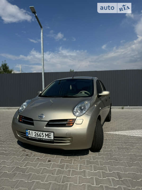 2004 nissan micra