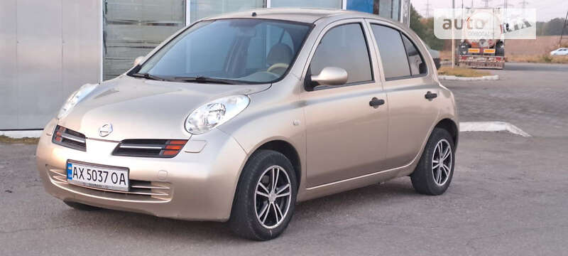 2004 nissan micra