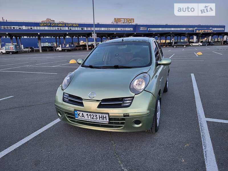2005 nissan micra