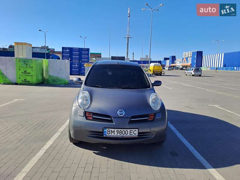 2004 nissan micra