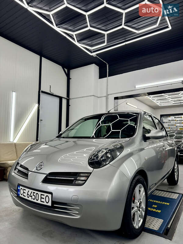 2004 nissan micra