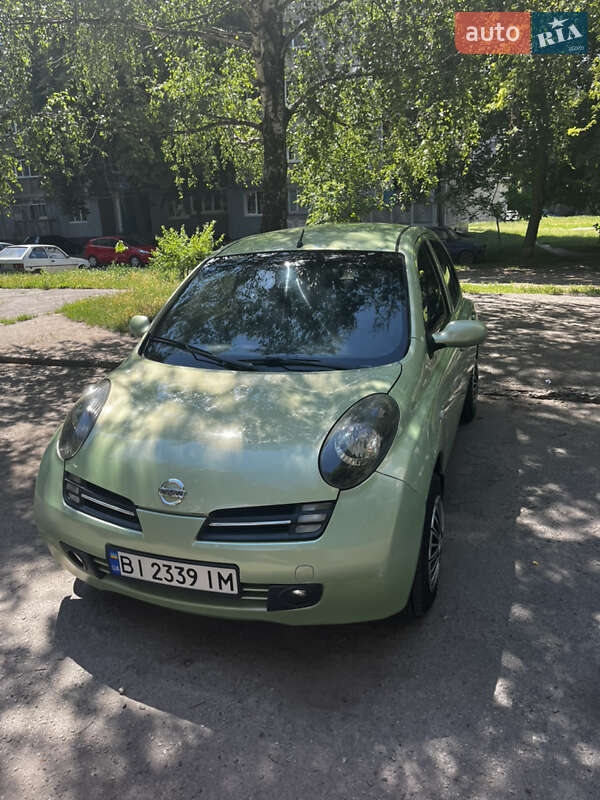 2005 nissan micra