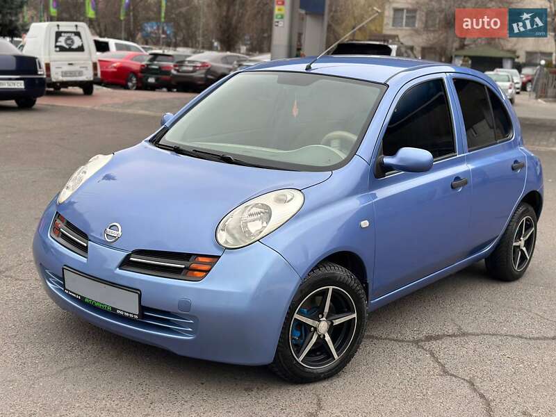 2004 nissan micra