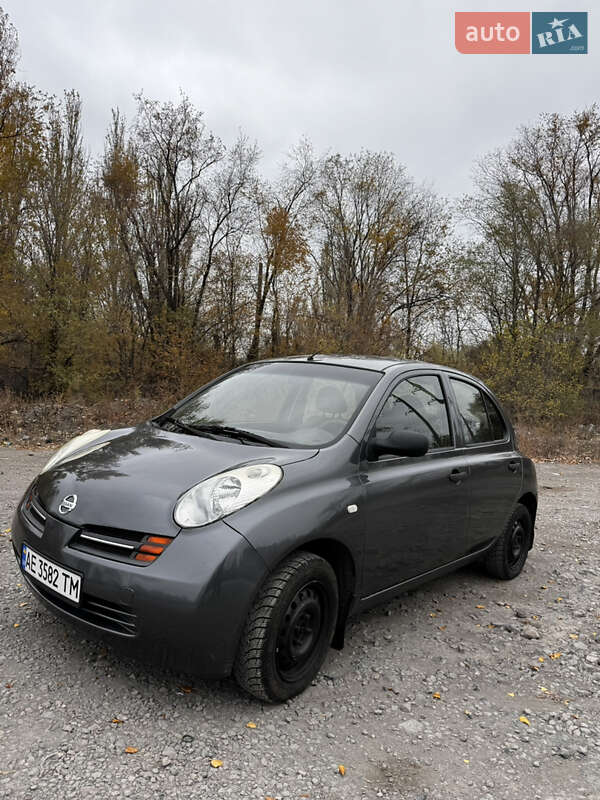 2005 nissan micra