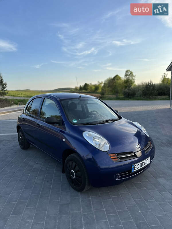 2005 nissan micra