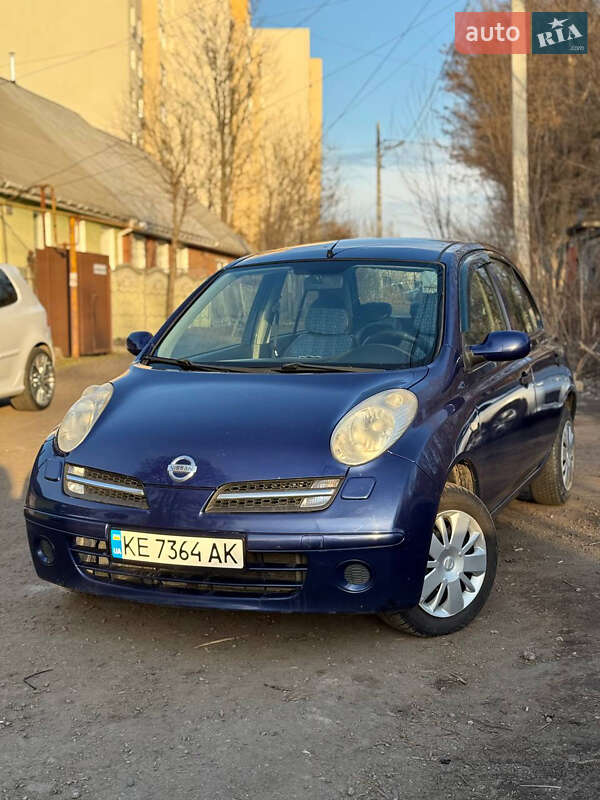 2005 nissan micra