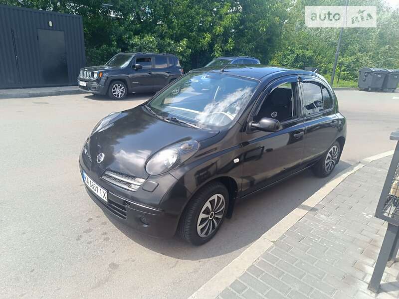 2005 nissan micra