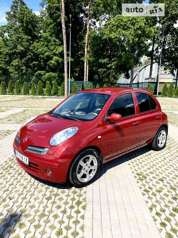 2005 nissan micra