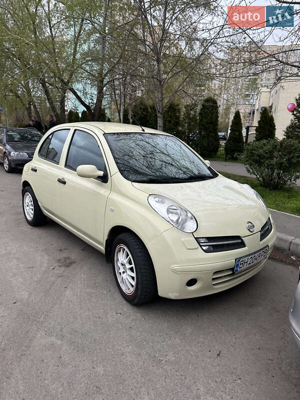 2006 nissan micra