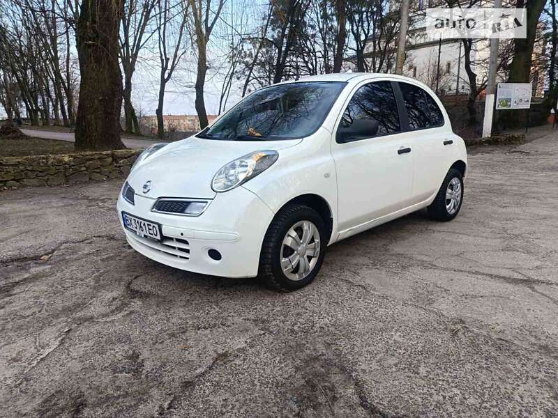 2009 nissan micra