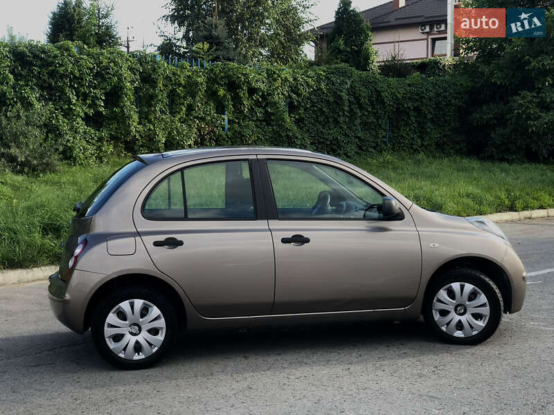 2009 nissan micra