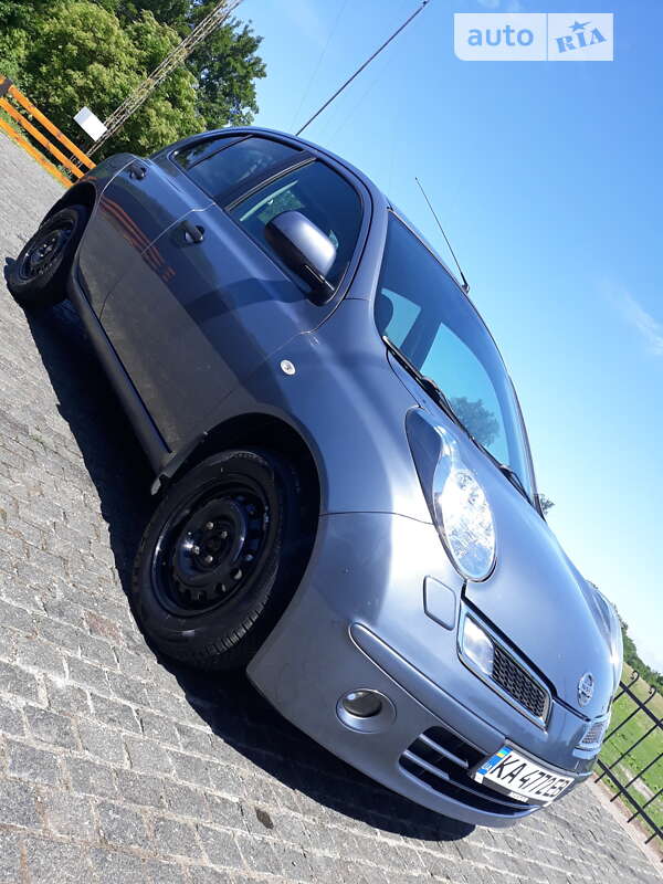 2009 nissan micra
