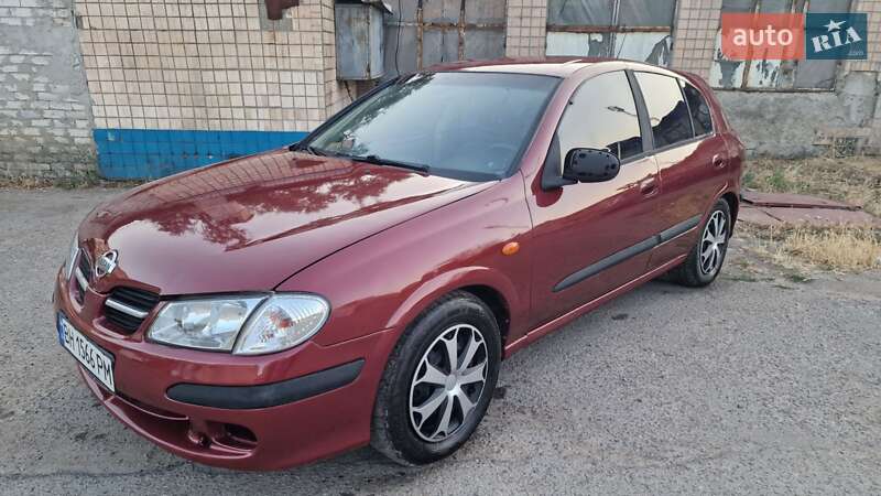 2001 nissan almera