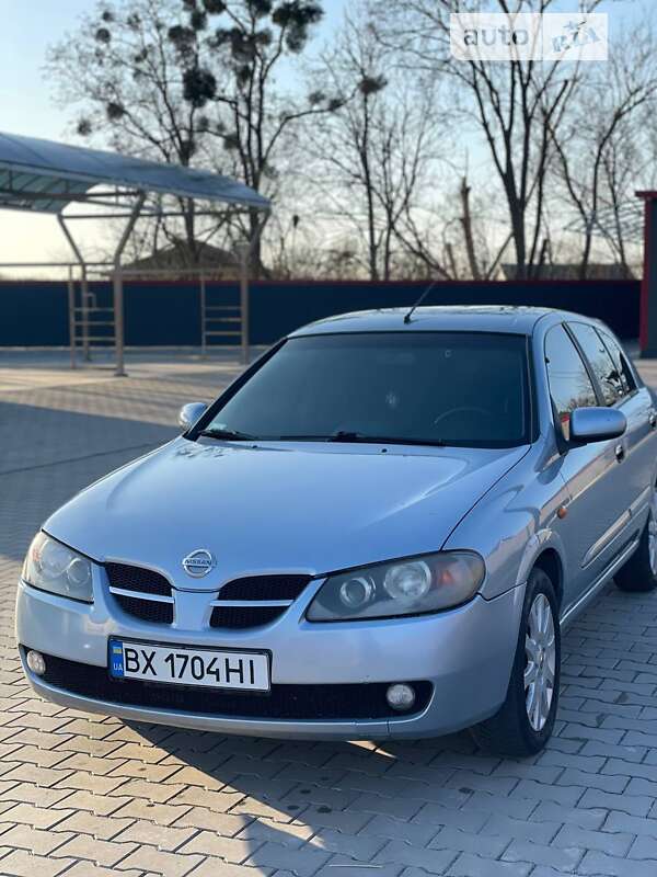 2005 nissan almera