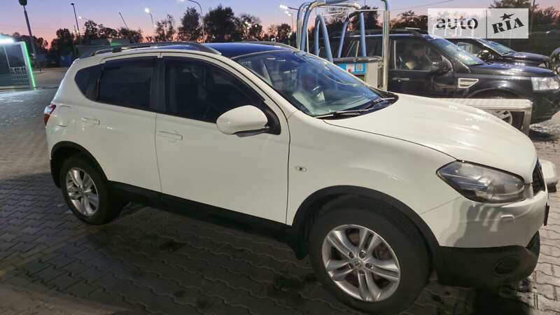2010 nissan qashqai