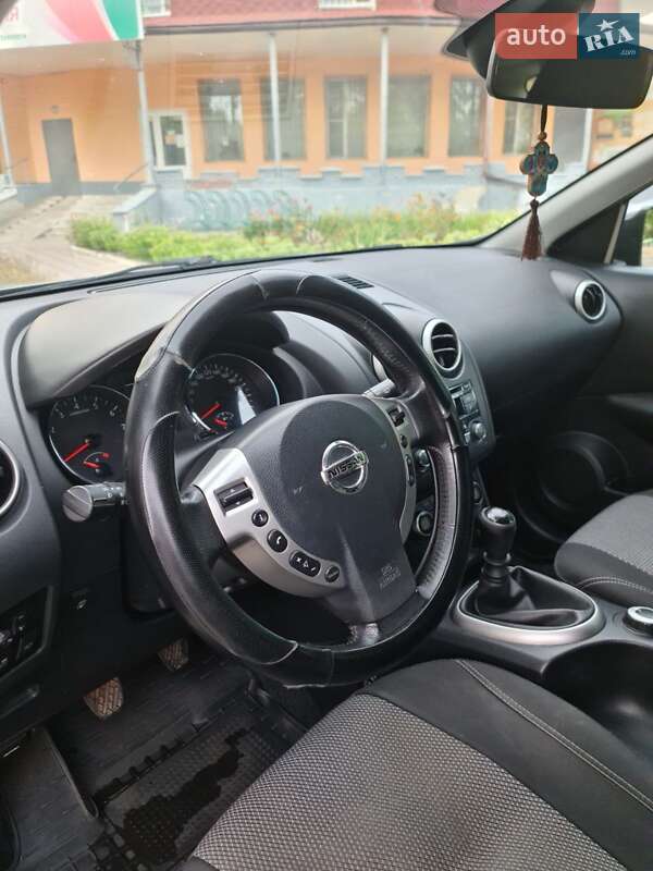 2011 nissan qashqai