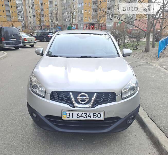 2012 nissan qashqai