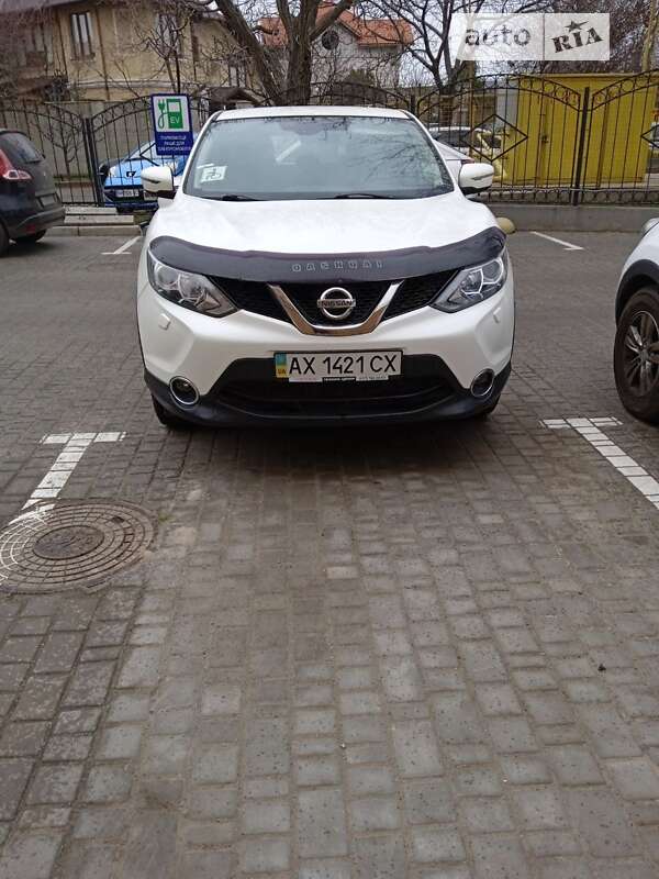 2015 nissan qashqai