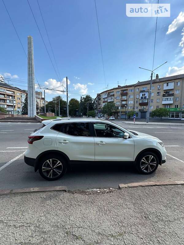 2017 nissan qashqai