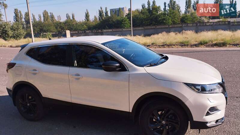 2020 nissan qashqai