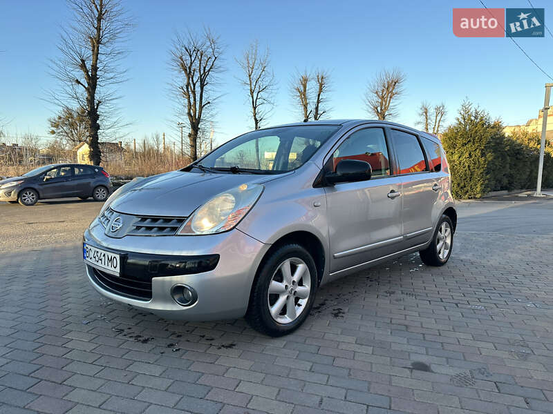 2006 nissan note