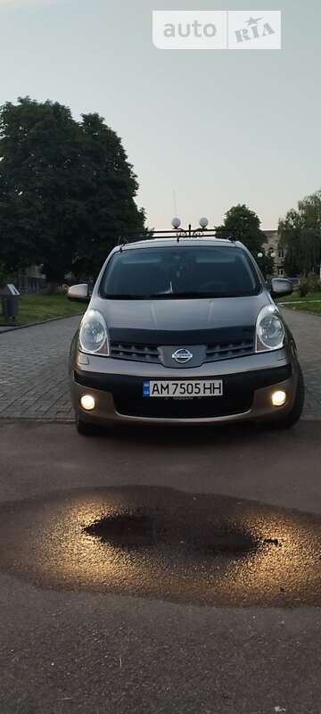 2006 nissan note