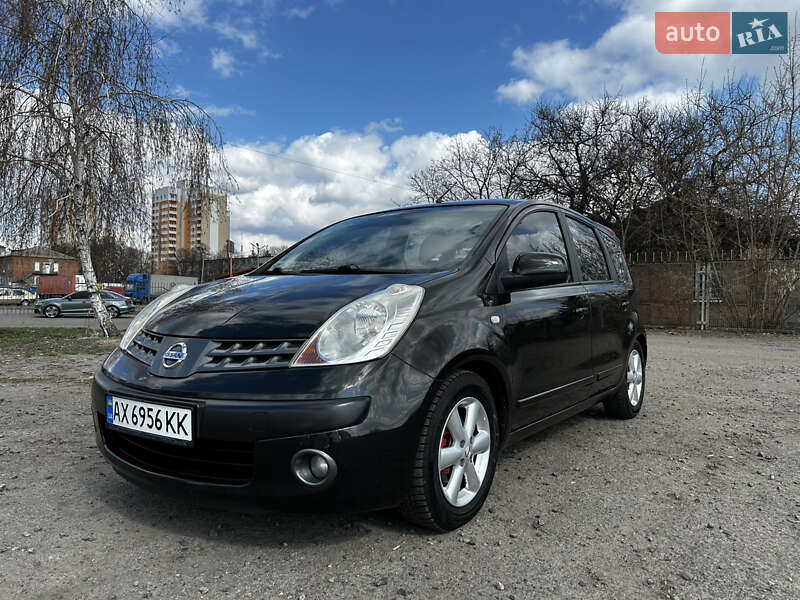 2006 nissan note