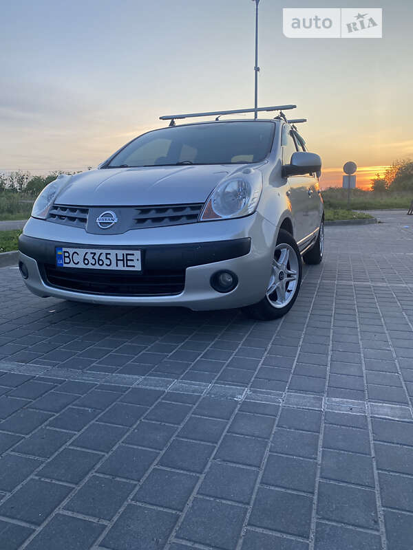 2006 nissan note