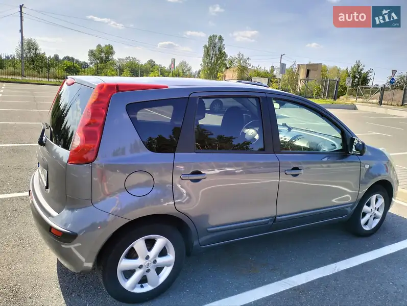 2006 nissan note