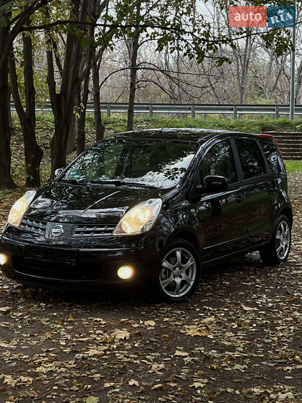 2006 nissan note