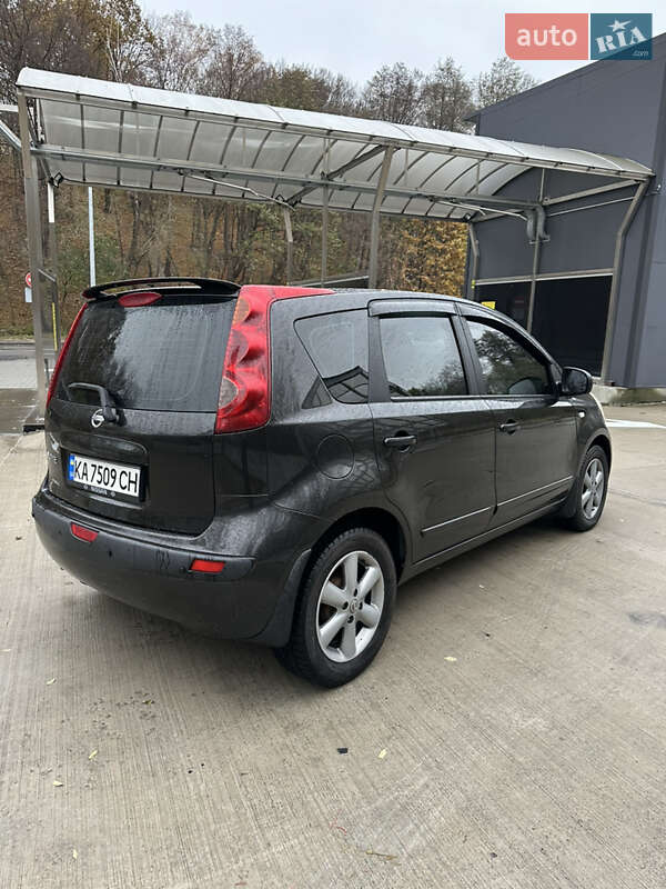 2006 nissan note