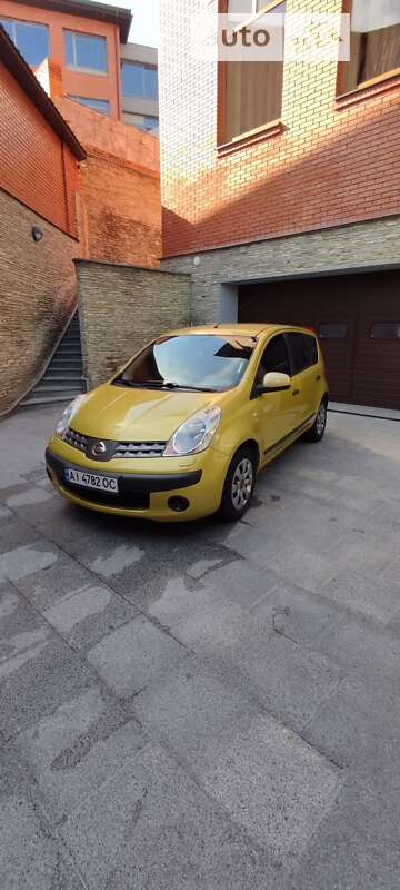 2006 nissan note