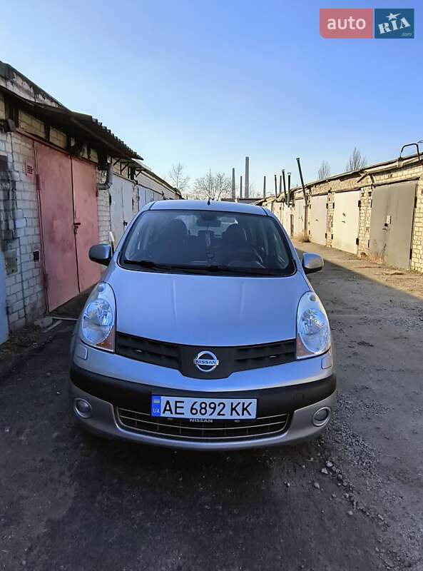 2006 nissan note