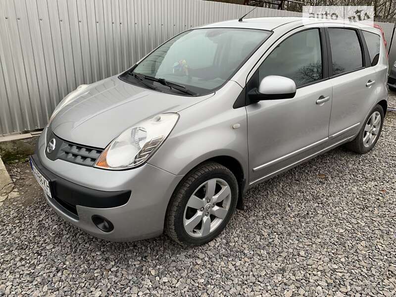 2006 nissan note