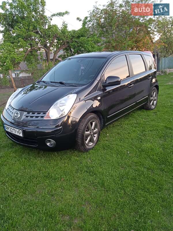 2008 nissan note