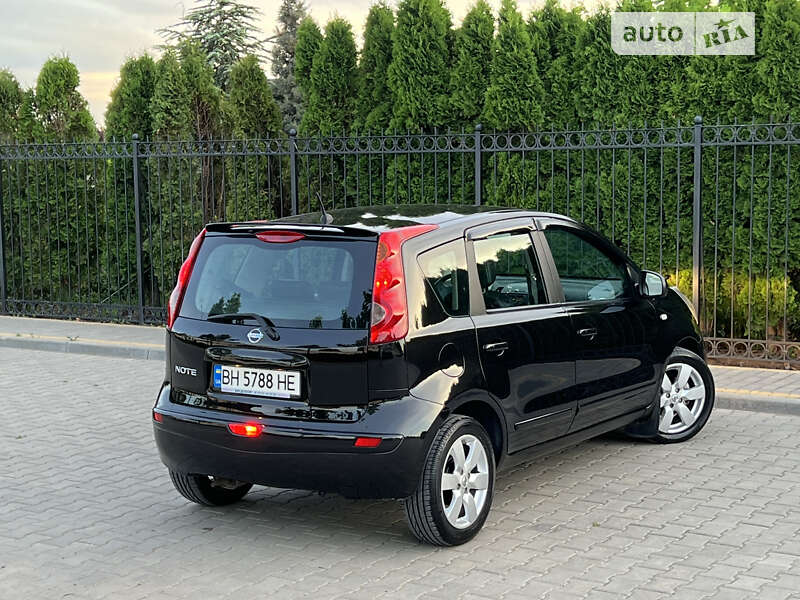 2008 nissan note