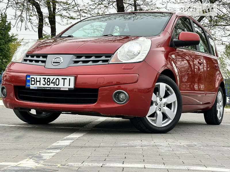 2008 nissan note