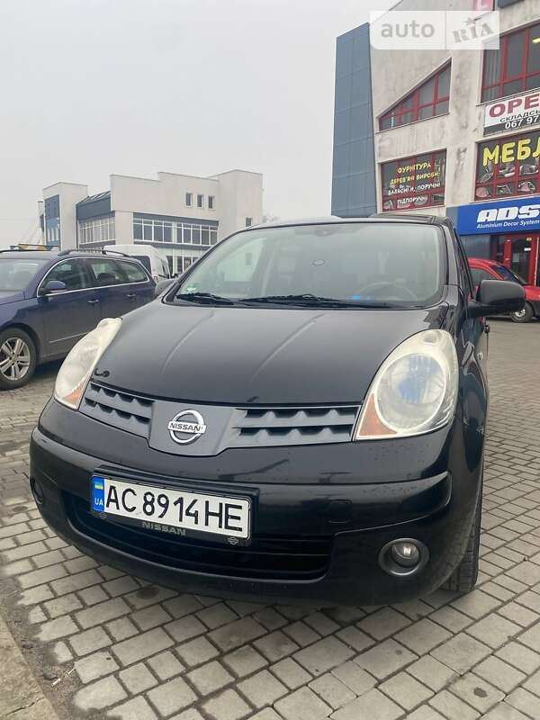 2008 nissan note