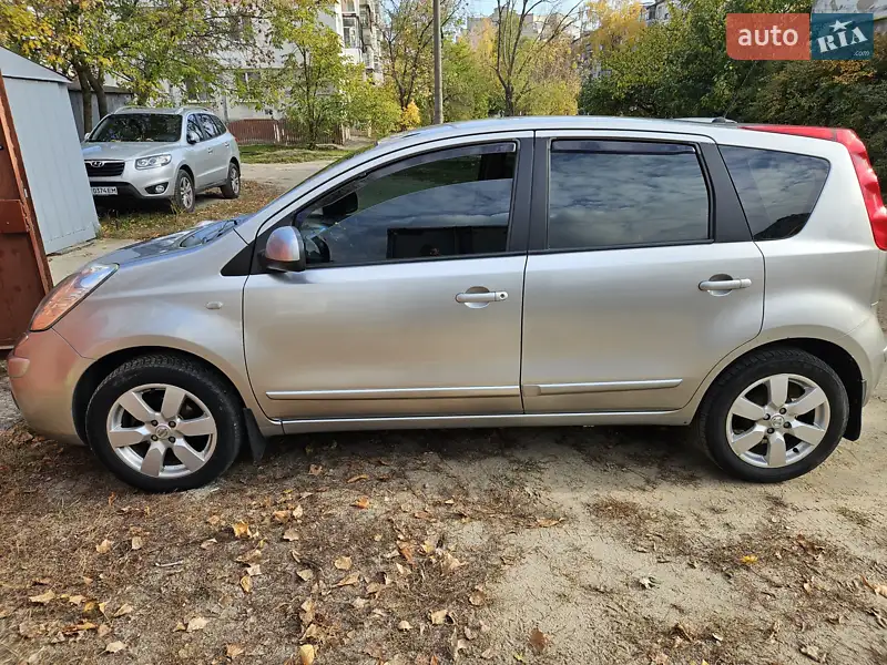 2008 nissan note