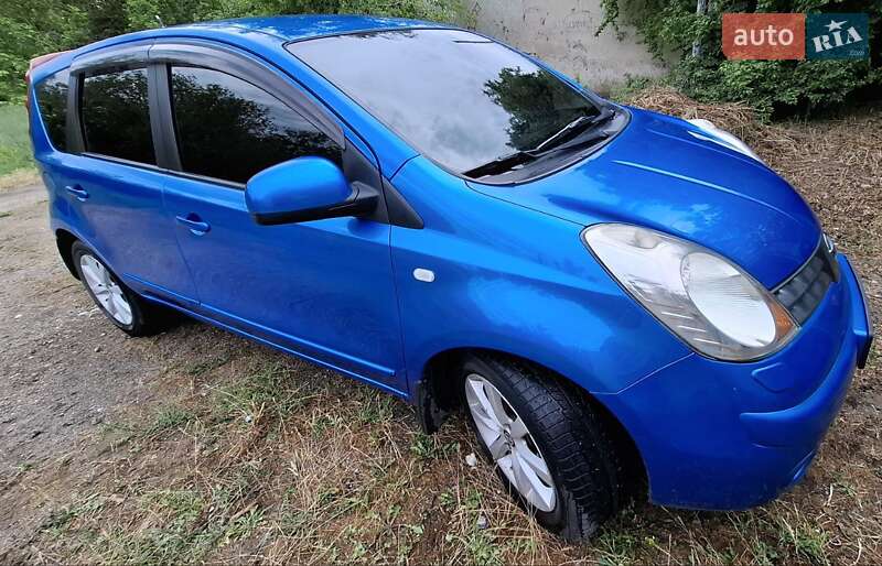 2008 nissan note