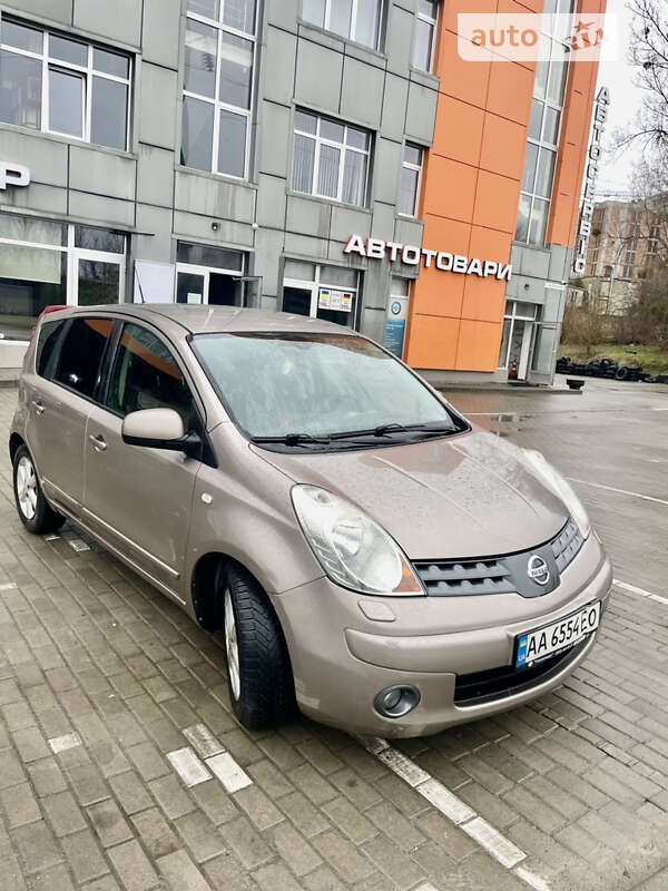 2008 nissan note