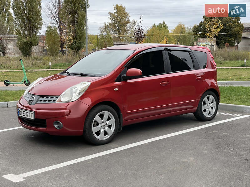2008 nissan note