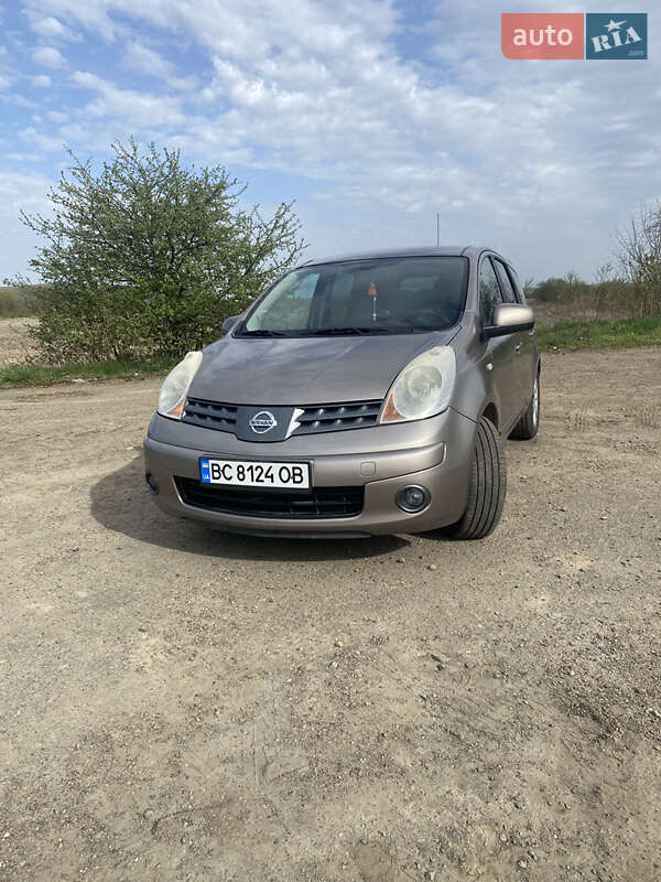 2008 nissan note