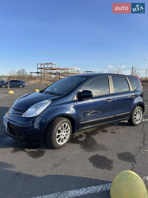 2008 nissan note