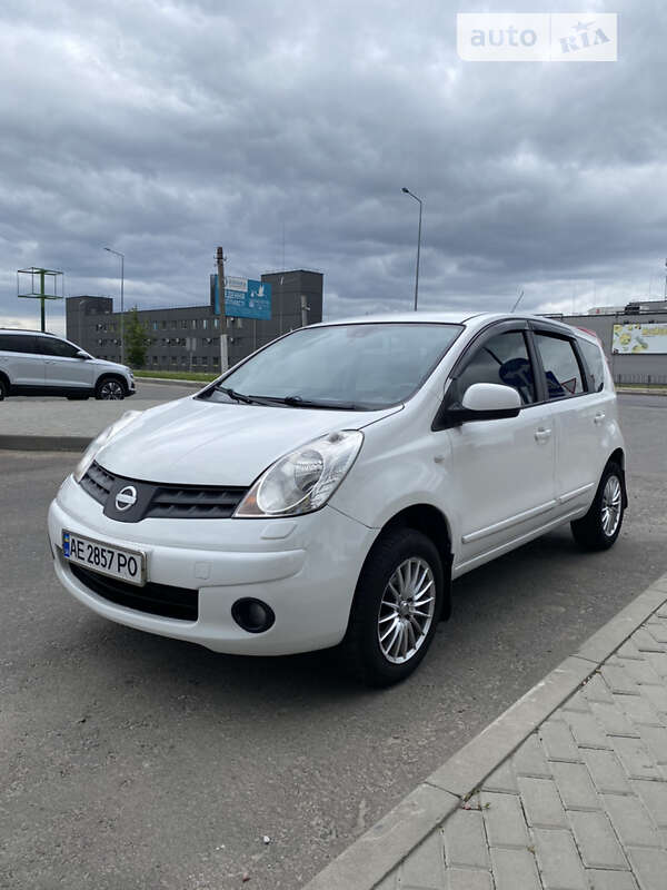 2008 nissan note