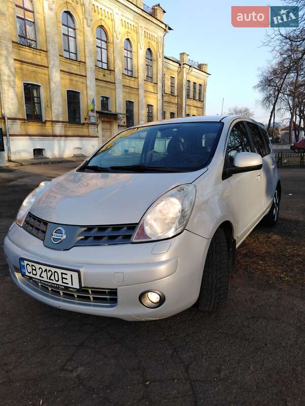 2008 nissan note
